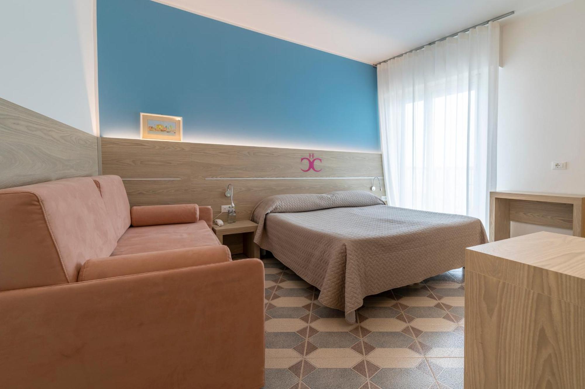 Hotel Capri 3 Stelle Superior リド・ディ・イエゾロ エクステリア 写真