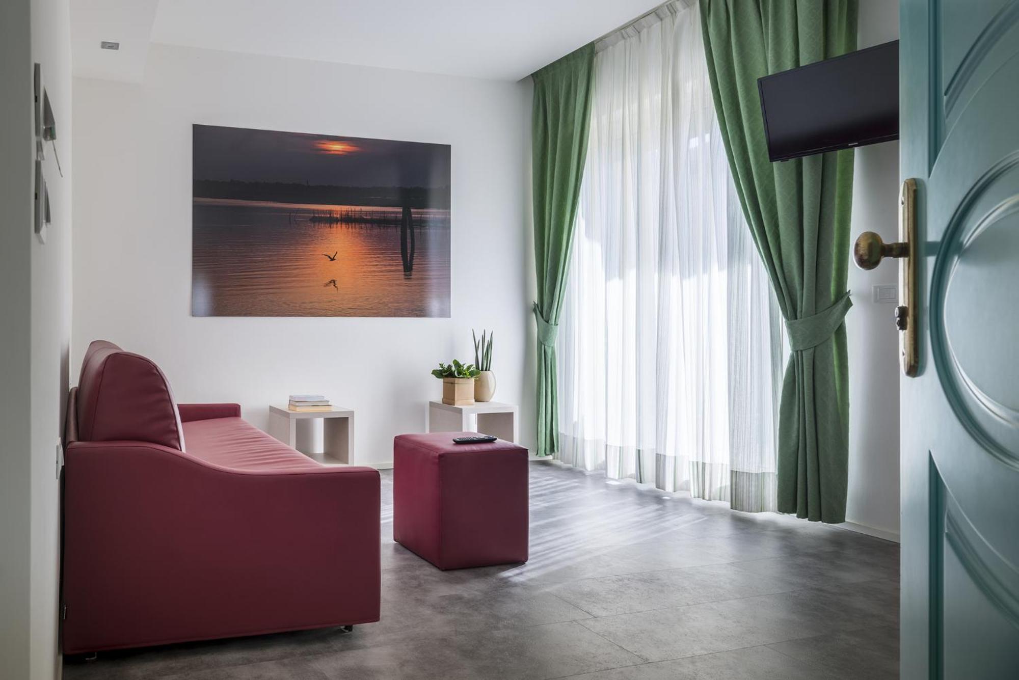 Hotel Capri 3 Stelle Superior リド・ディ・イエゾロ エクステリア 写真